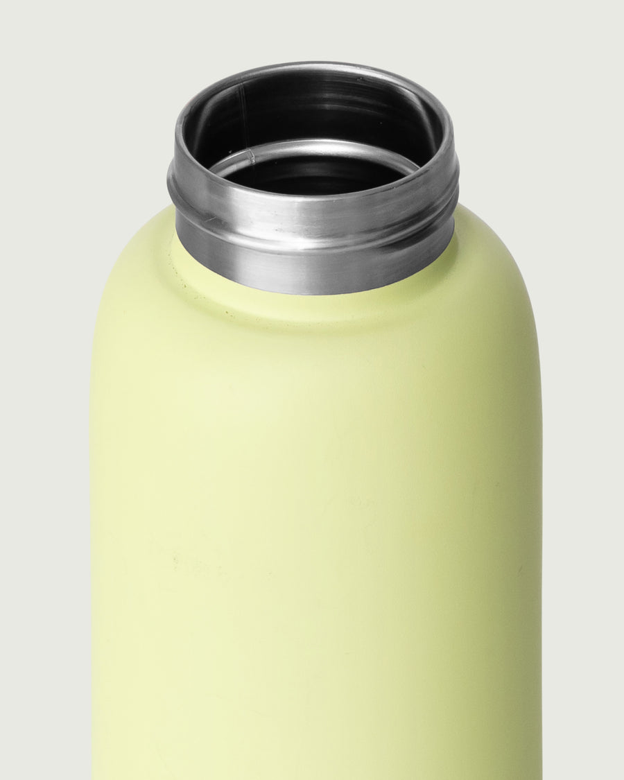 Flask Tumbler Bottle green front diagonal