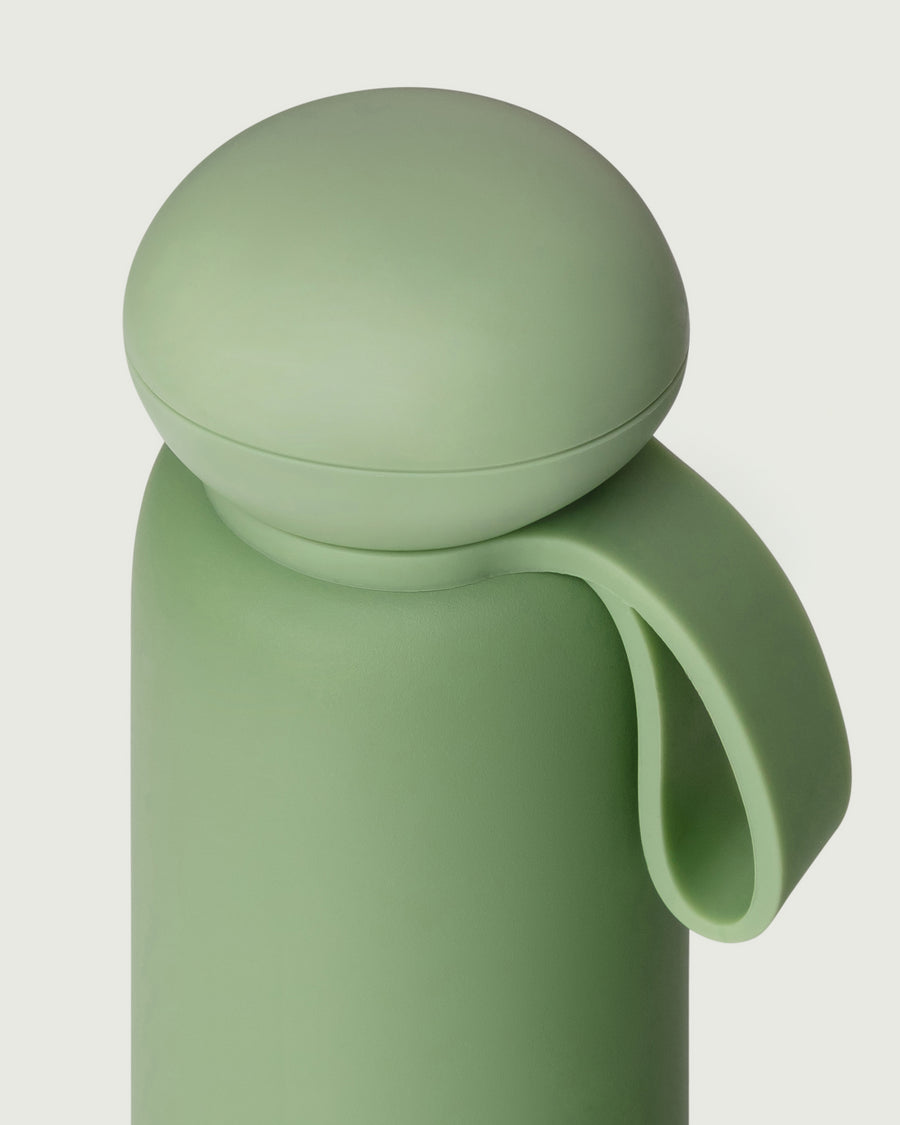 Sunnies Flask Pebble cap green top