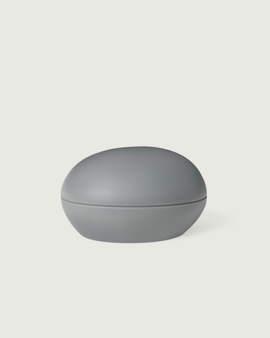 Sunnies Flask pebble cap gray front