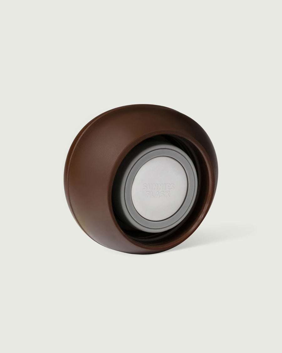 Sunnies Flask pebble cap brown front diagonal