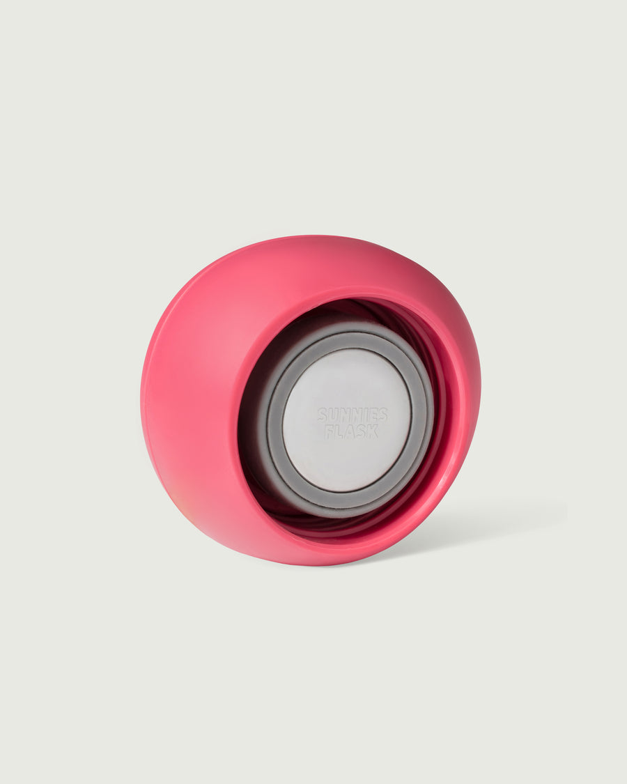 Sunnies Flask pebble cap pink front diagonal