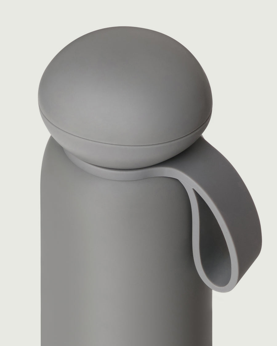 Sunnies Flask  loop gray top