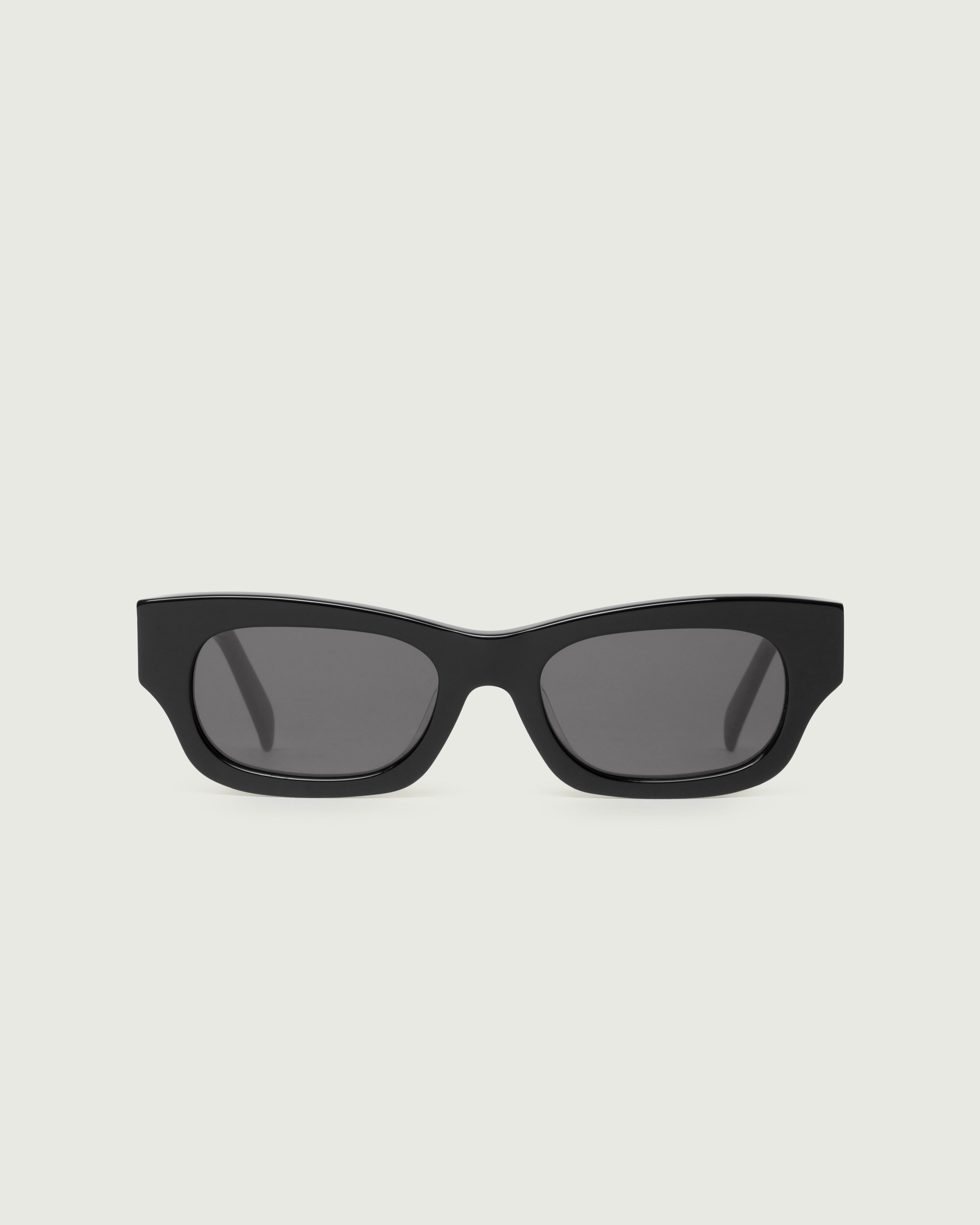 Black::Jax Sunglasses cateye black acetate front