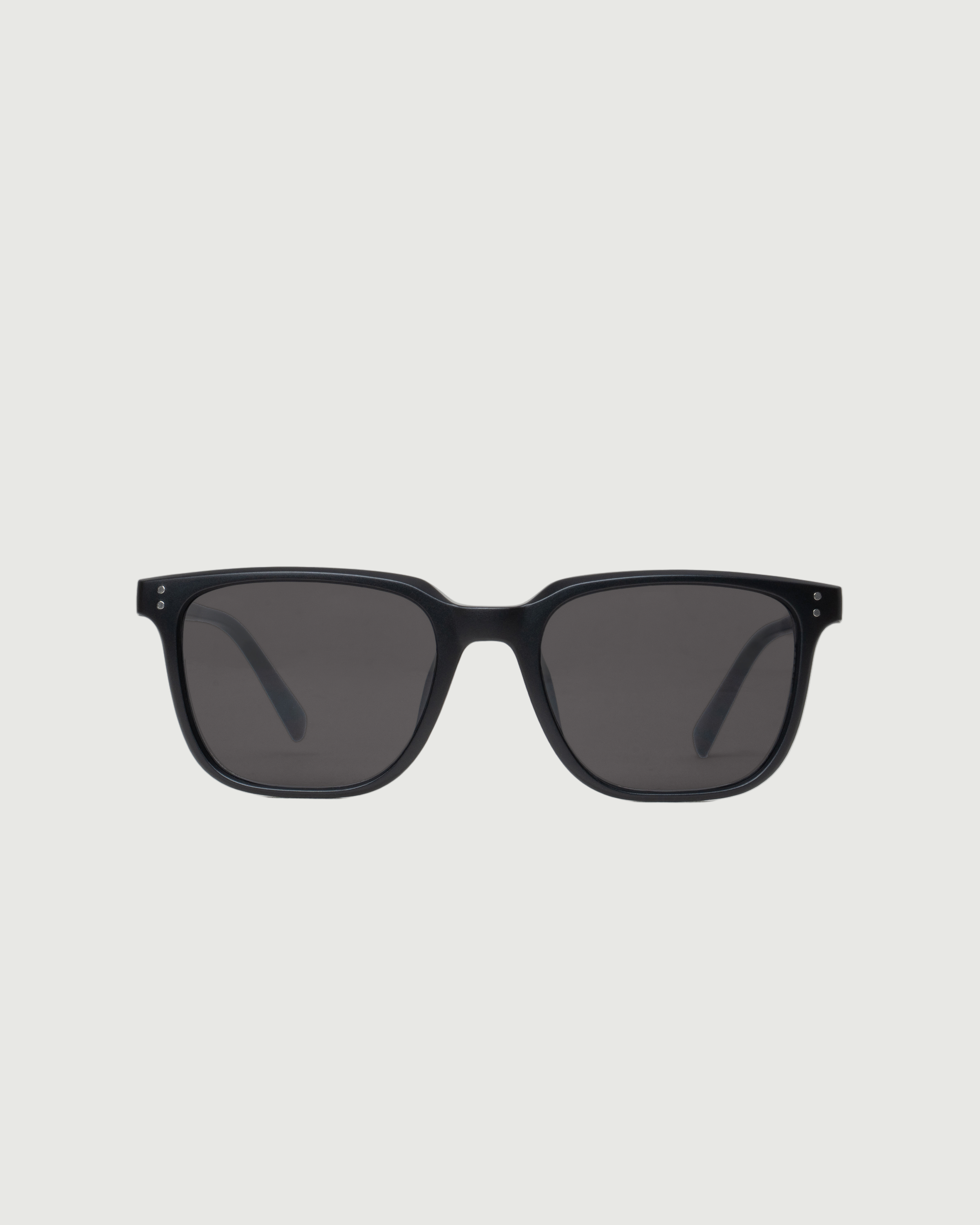 Charcoal::Harry Sunglasses square Black recycled polyester front