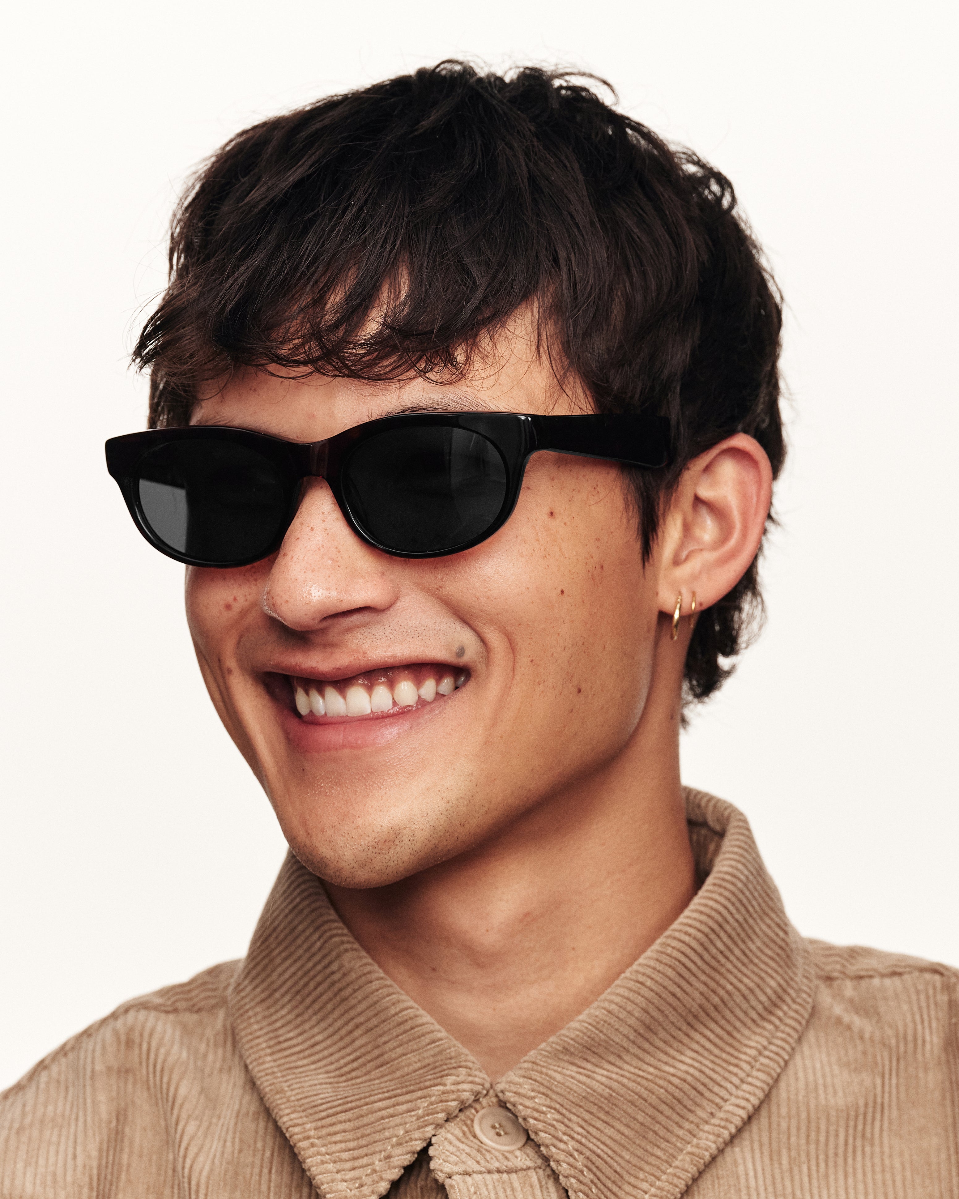 men Beau Sunglasses square black recycled polyester