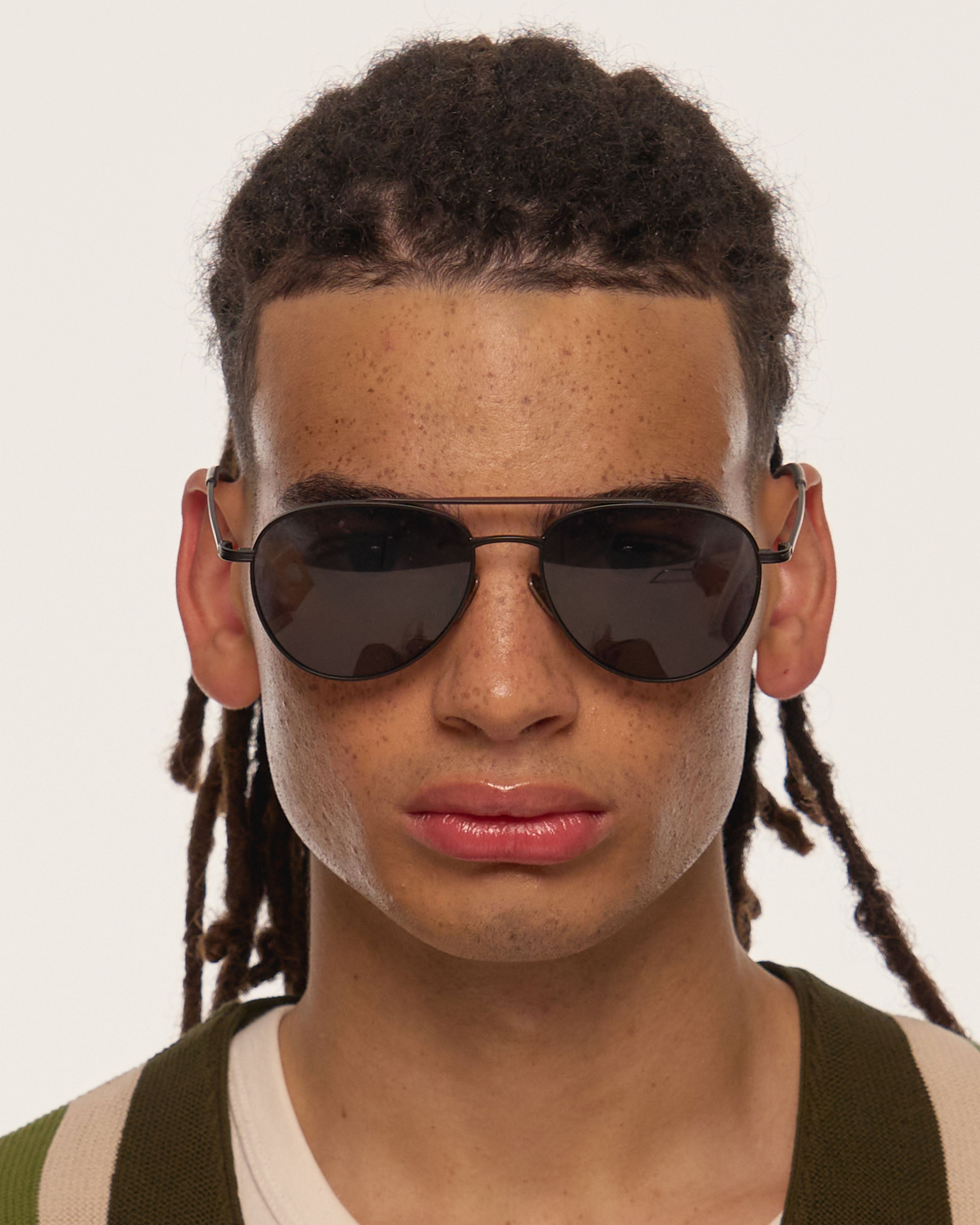 men Evan Sunglasses pilot black metal