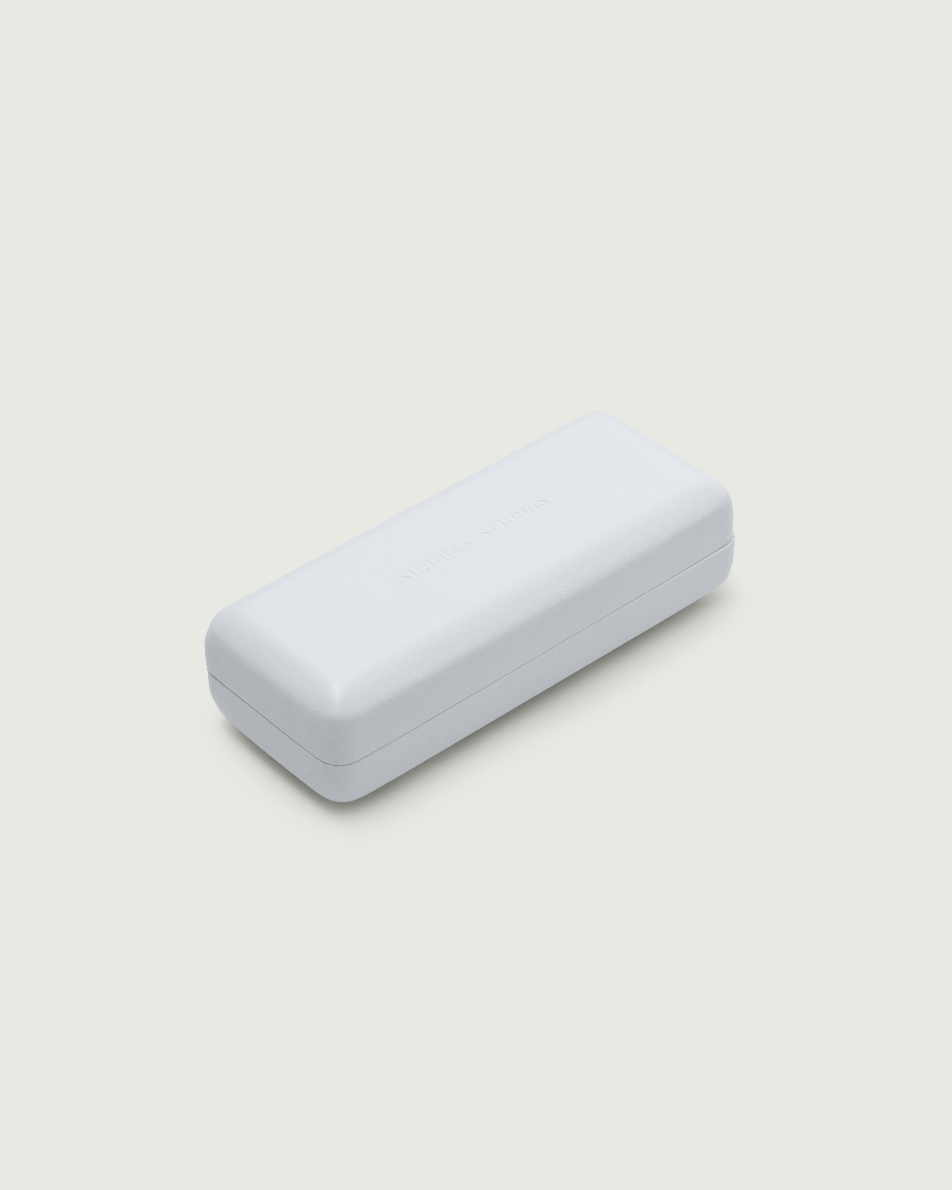 Cotton::Hard Case Eyewear case white  front diagonal